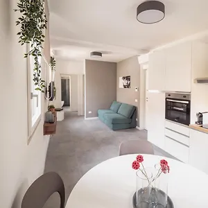 domus.hotelitalianriviera.com/